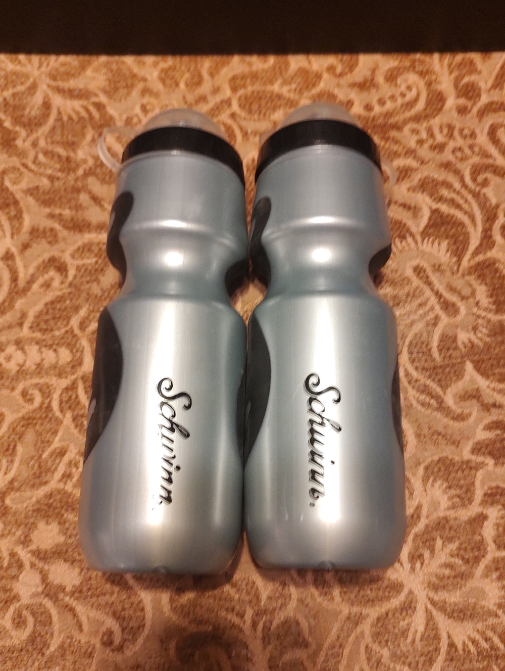 💦🚲💦 Vintage Deadstock Schwinn Slate Grey & Black Sports Water Bottle Set